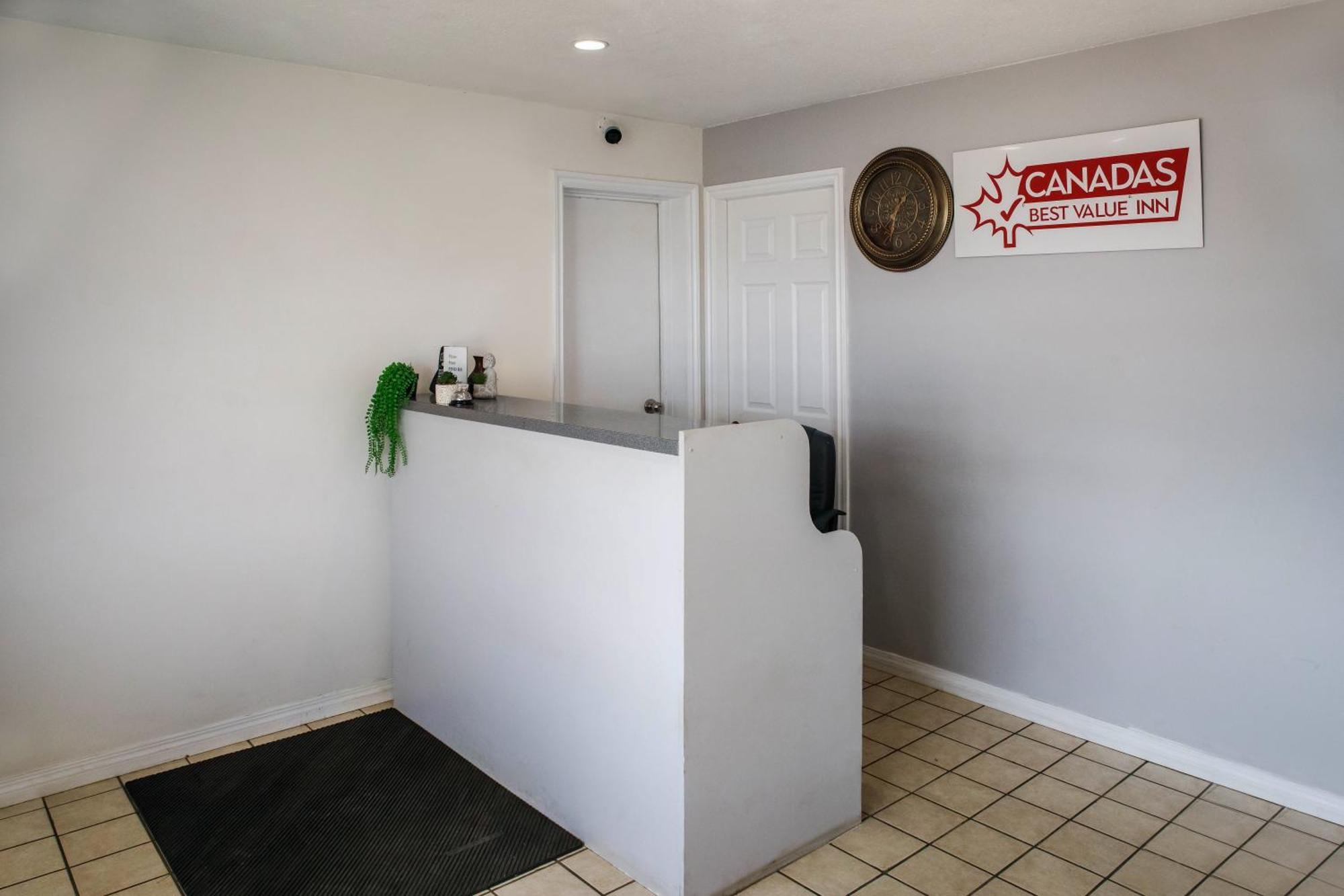 Canadas Best Value Inn Fort St John Fort St. John 외부 사진